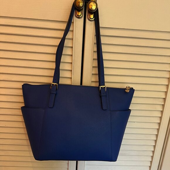 Michael Kors Blue Shoulder Bag - Picture 2 of 3